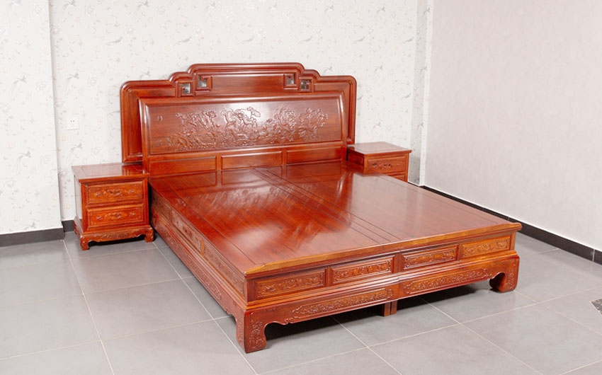 ���˹�ɫ��