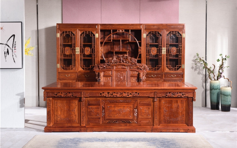 2��8ʢ���������̨